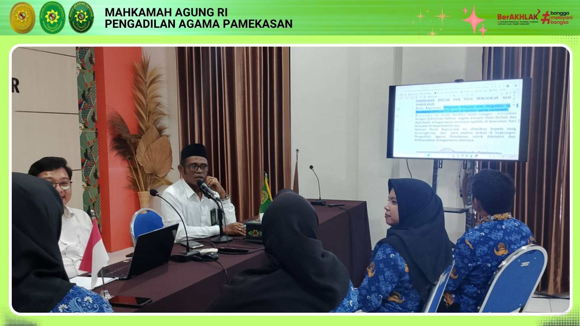 Selaraskan Inovasi Unggulan. Pengadilan Agama Pamekasan Gelar Rapat Monev Terpadu